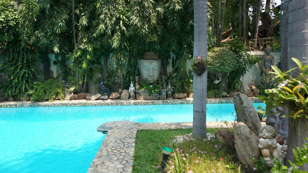Leprive Resort Pattaya Exterior foto